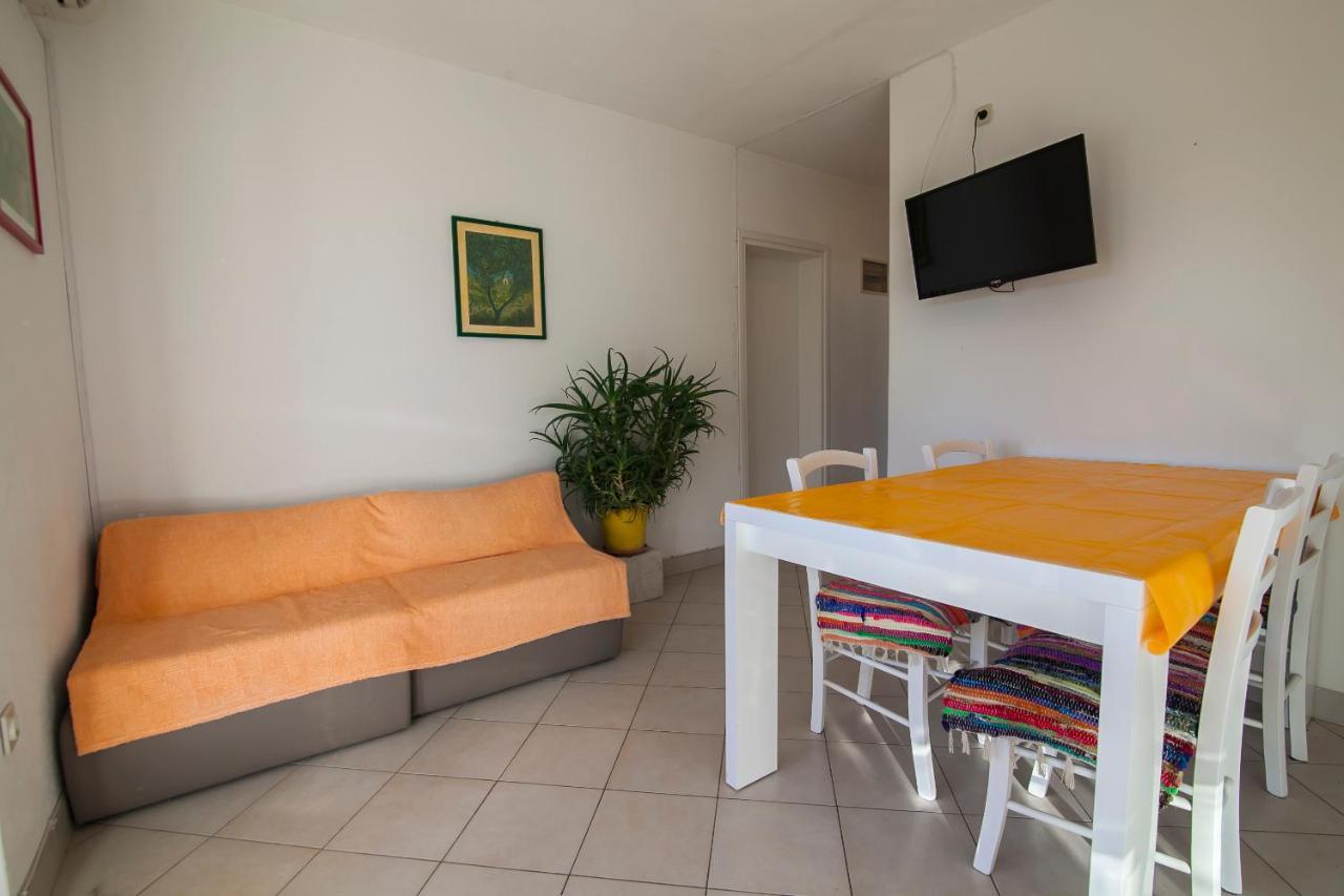 Apartments Radic โบล ภายนอก รูปภาพ