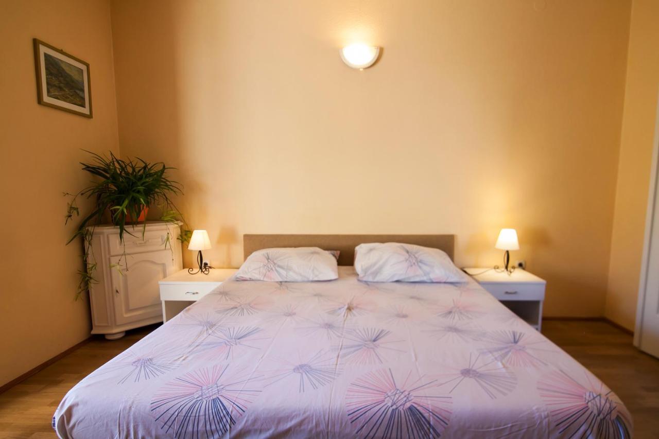 Apartments Radic โบล ภายนอก รูปภาพ