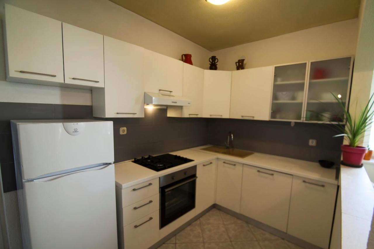Apartments Radic โบล ภายนอก รูปภาพ