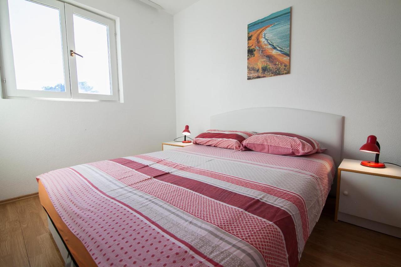 Apartments Radic โบล ภายนอก รูปภาพ
