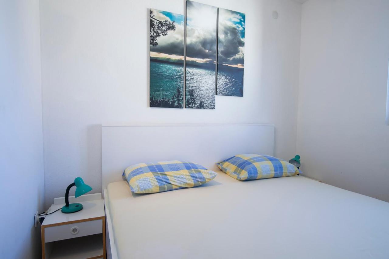 Apartments Radic โบล ภายนอก รูปภาพ