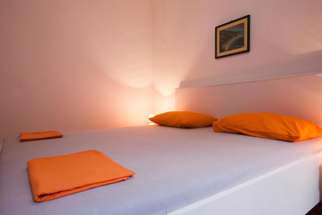 Apartments Radic โบล ภายนอก รูปภาพ