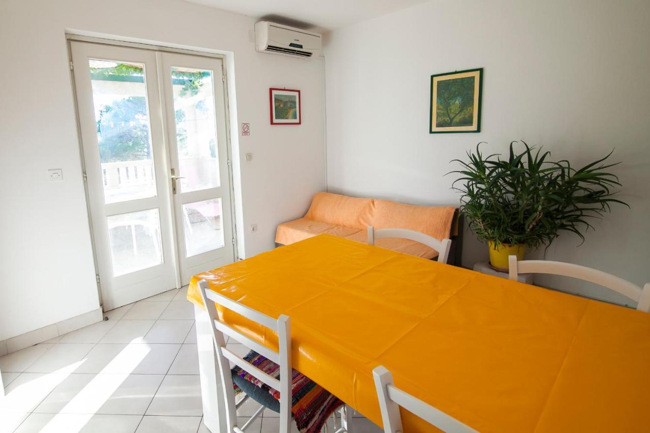 Apartments Radic โบล ภายนอก รูปภาพ